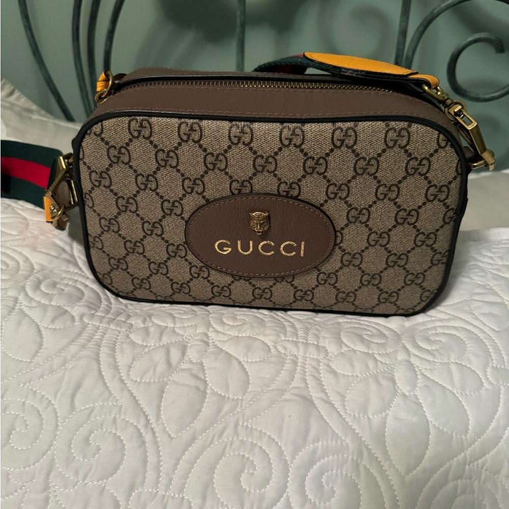 Cross body bag
